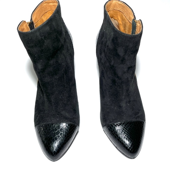 Sofft Makayla Suede Snakeskin Cap Toe Booties - Picture 8 of 14